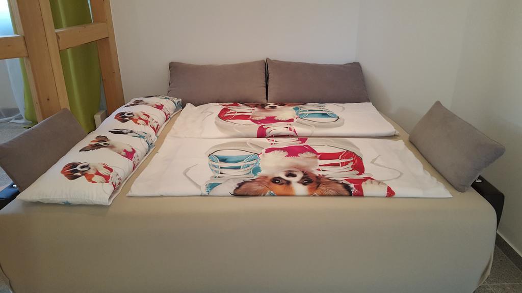 Gaesteappartements Bierfaessl Sinsheim Buitenkant foto