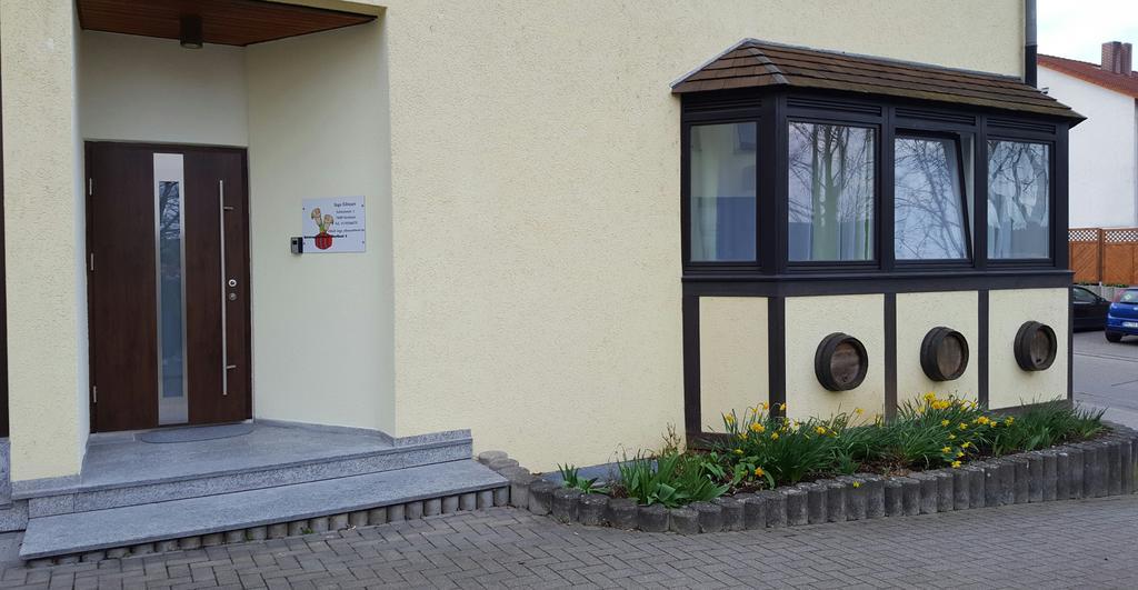 Gaesteappartements Bierfaessl Sinsheim Buitenkant foto